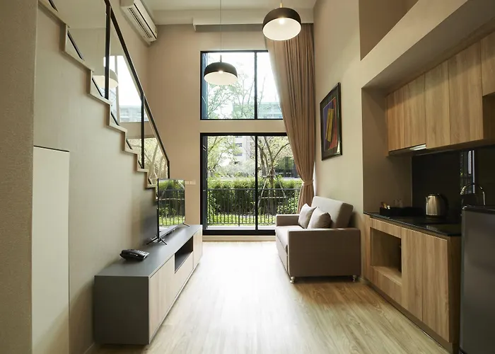 Blossom Sathorn By Tvc 3*
